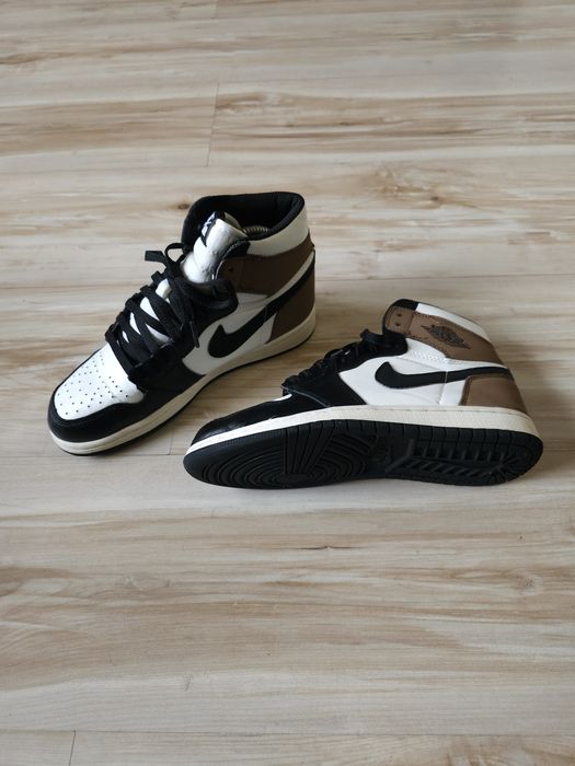 Оригинални кецове Nike Air Jordan 1 Retro High Dark Mocha (GS)