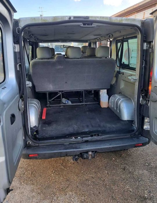 Продава се Opel Vivaro 2.5 CDTI