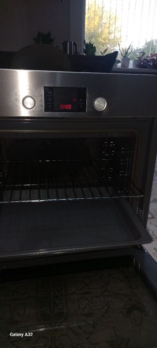 Продам Духовую печь от Bosch