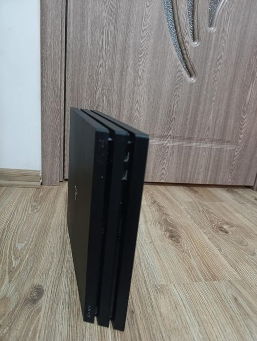 Playstation 4 pro 1tb