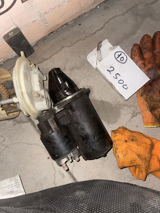 Продам стартер приора 3 болт
