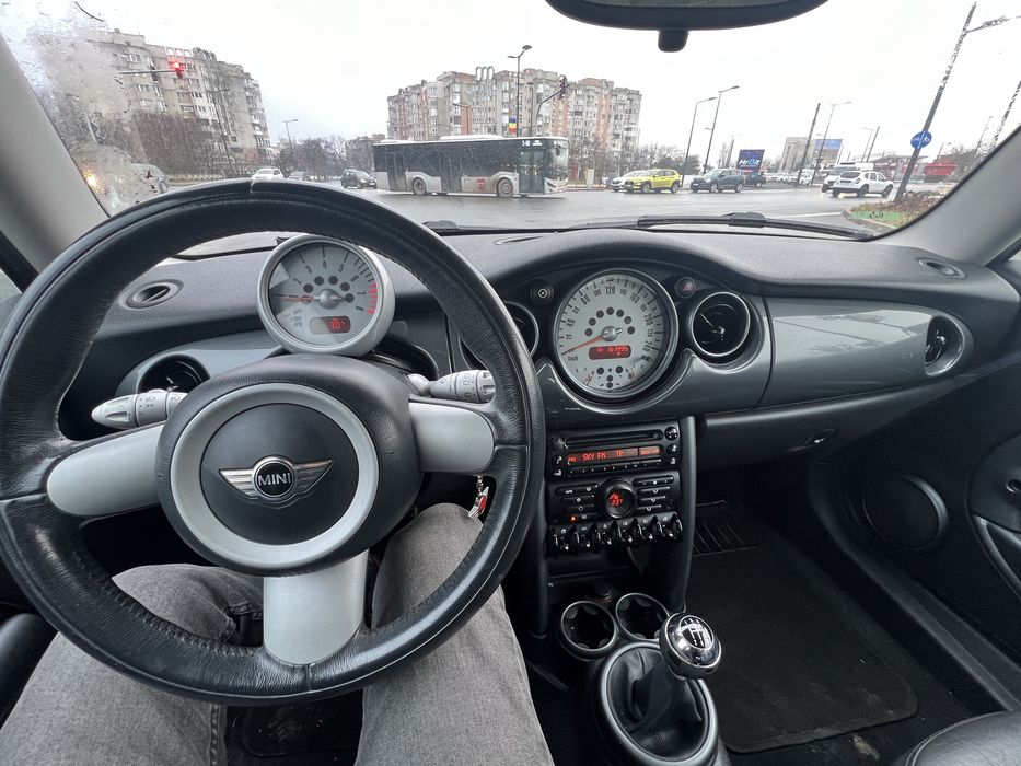 Mini Cooper - 2005 - 1.6 benzina - Unic Proprietar