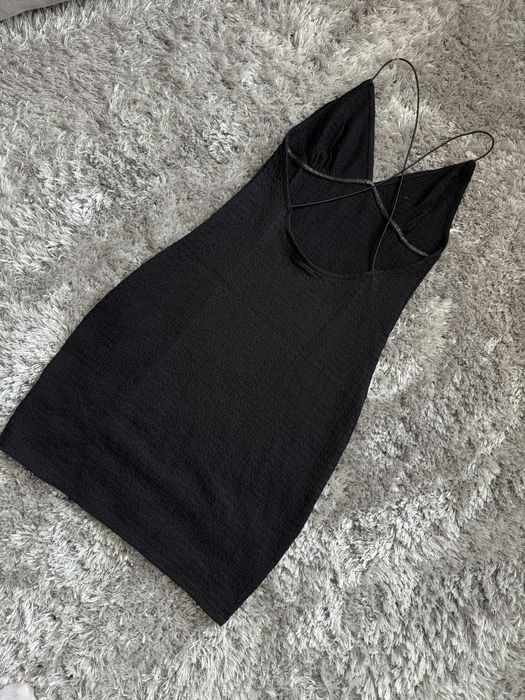 Черна къса рокля H&M