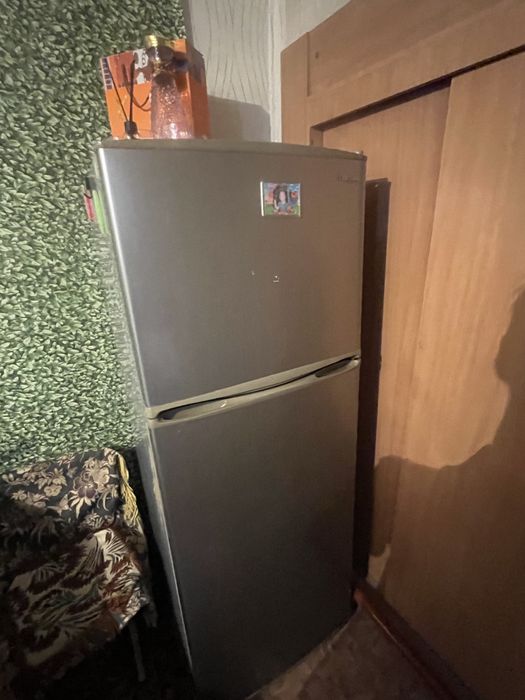 Срочно продам халодилник