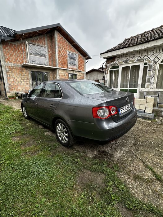 VOLKSWAGEN Jetta 2006 — imagine 3