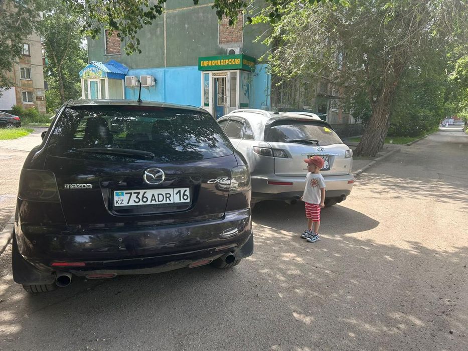 Mazda CX7 2008 года