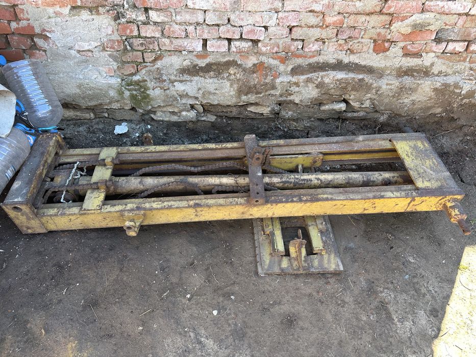 Мотокарна уредба 3500 кг