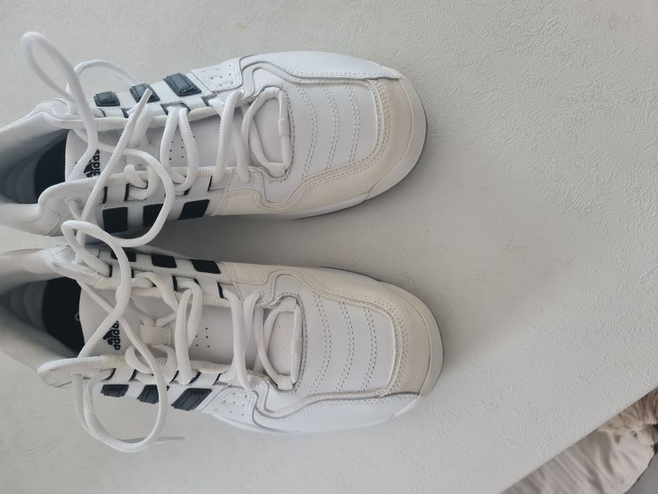 Încălțăminte sport Adidas