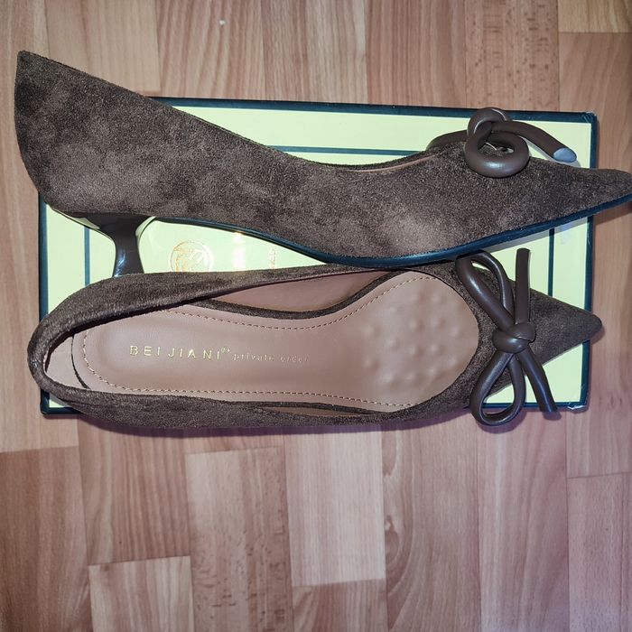 Продам туфли и лоферы кожа