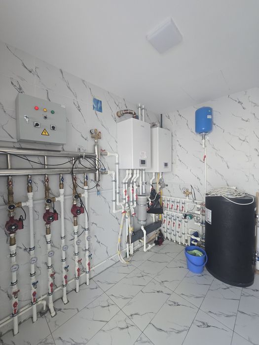Продам новую дачу в чарваке на бочке