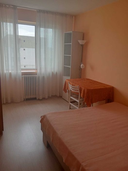 De închiriat: Apartament 2 camere decomandate Piața Voievozilor, Iași