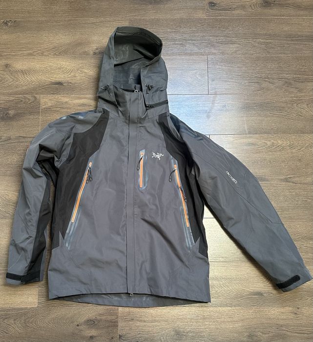 Geaca Hardshell Arc’teryx