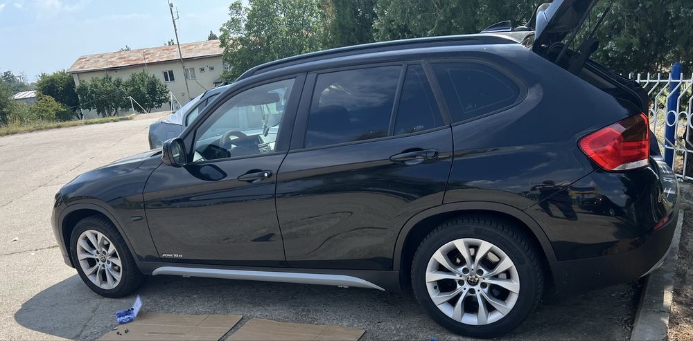 BMW X1 2011 — imagine 3
