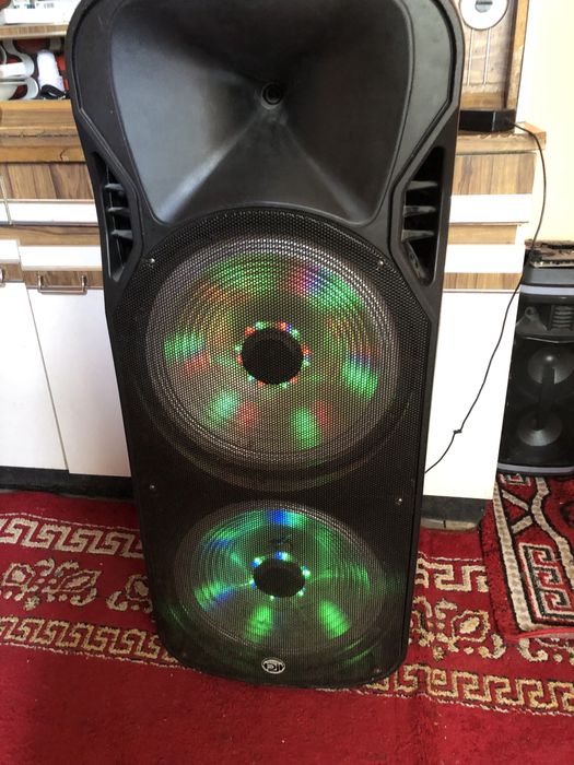 Boxer 215 Led  Boxa  mare  merge tot  mai multe detali la telefon