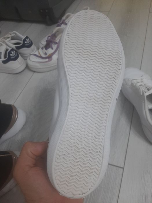Adidasi Lacoste nr40