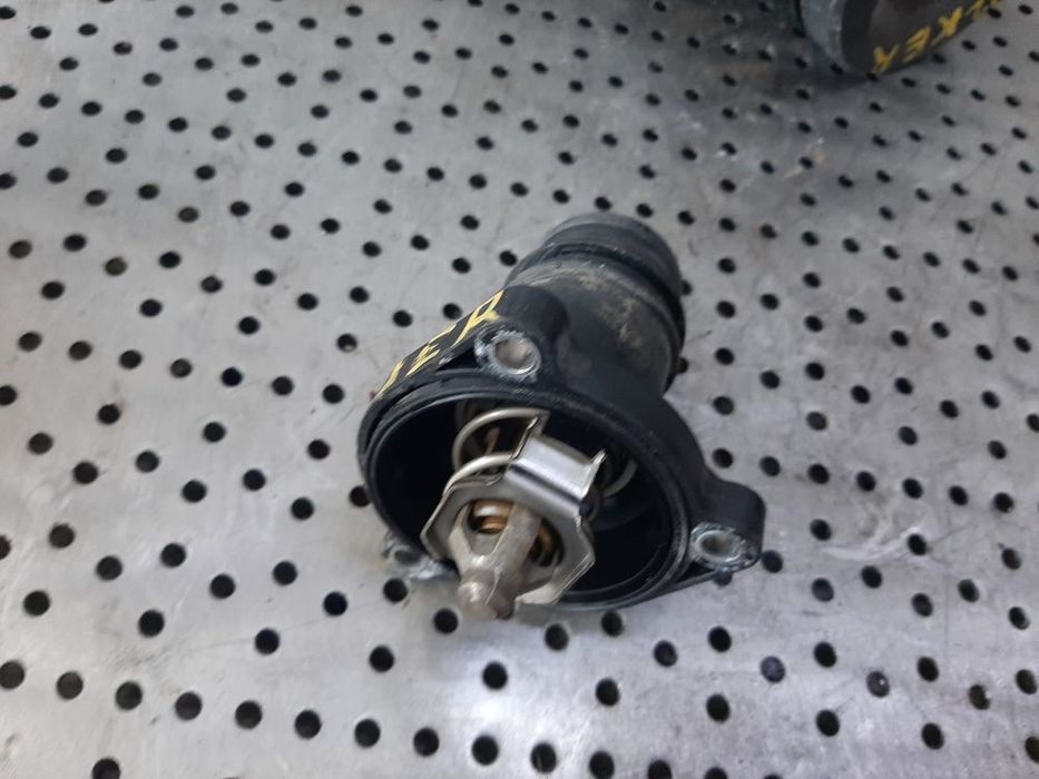 termostat opel  corsa e 1.2b b12xer  55593033  820015589