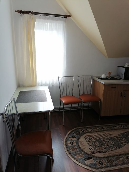 Închiriez  o cameră a unui apartament  în cart Europa