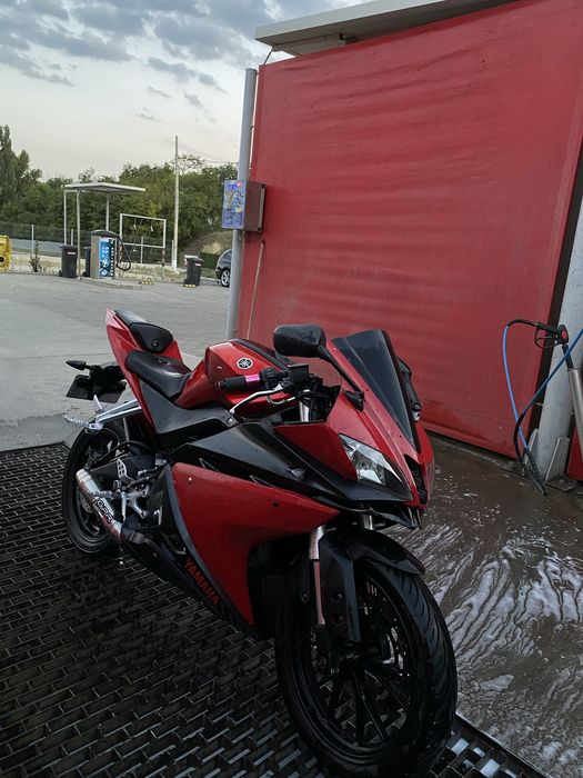 Yamaha Yzf r125 2015