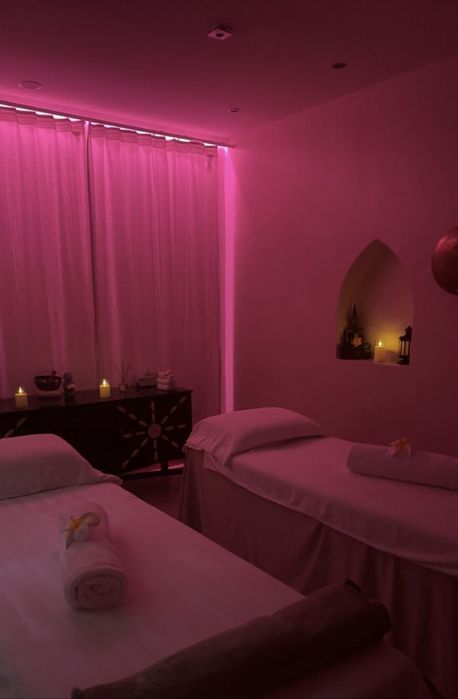 Массаж у себя принимаю