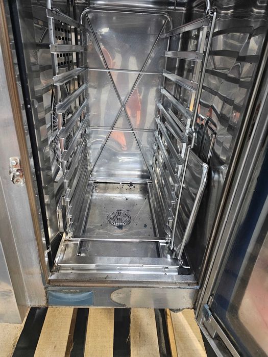 2 броя конвектомат Rational / Рационал SCC201 SCC101- на газ