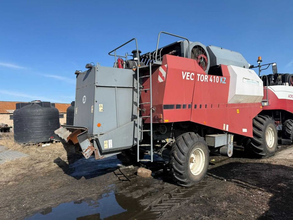 Продаю Вектор 2015 года