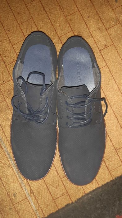 Pantofi noi Lanetti marimea 42