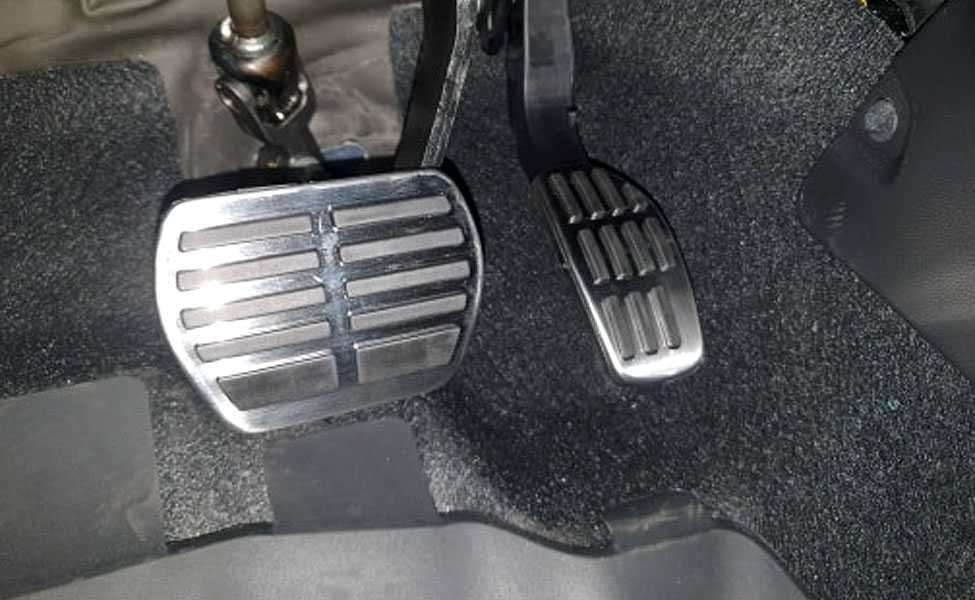 Ornamente INOX pedale Renault Clio / Captur / Arkana / Kadjar / Koleos