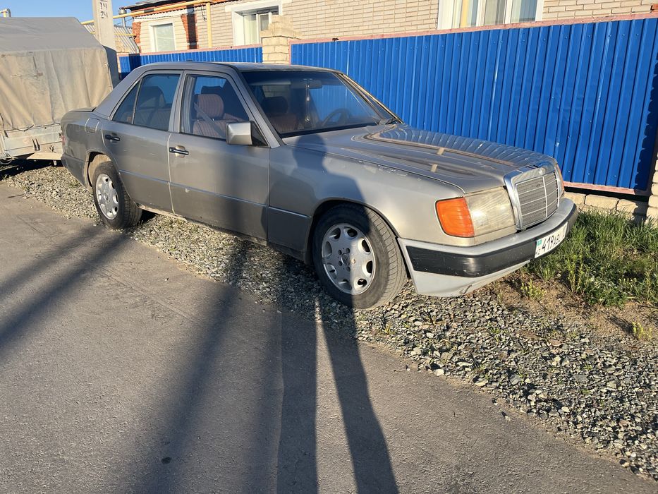 Мерседес бенз е230