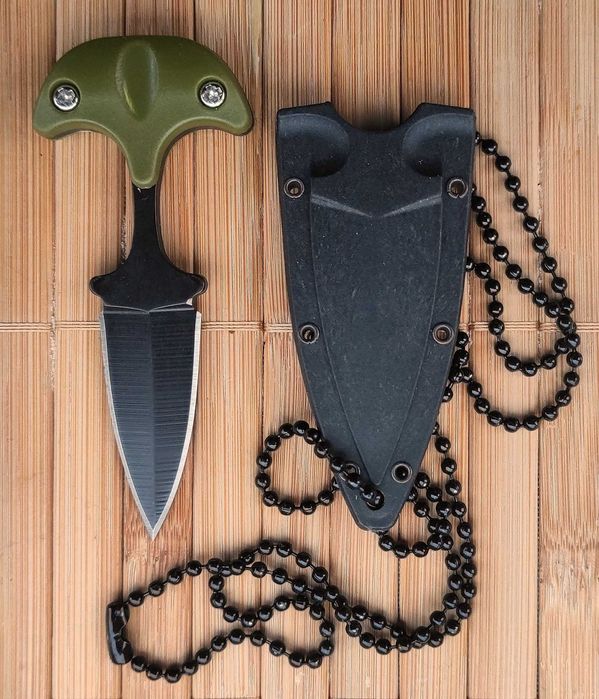 Малко ножче за носене на врата /ударна кама/