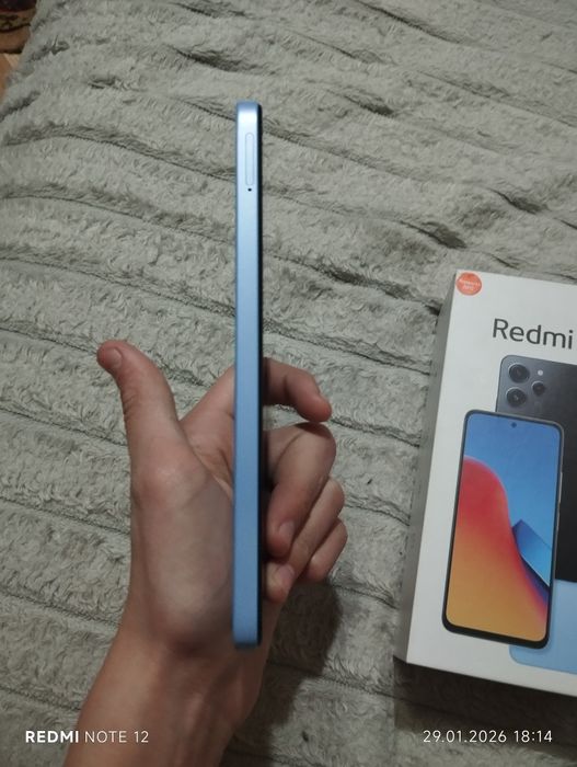 Продаю редми 12 на 128