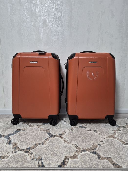 Продаются чемоданф самсонит