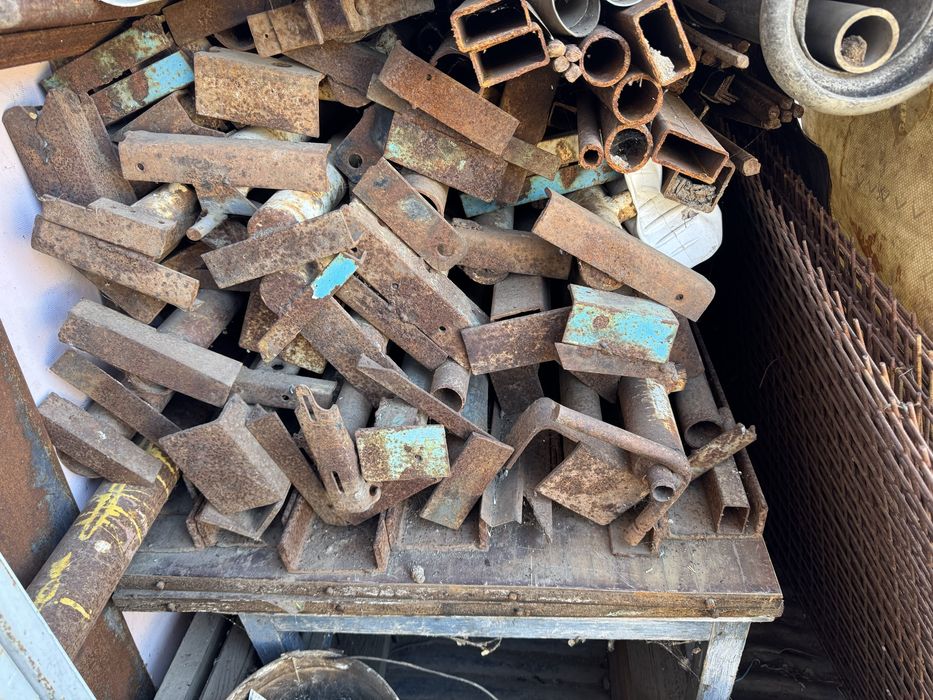 Рамки металлические