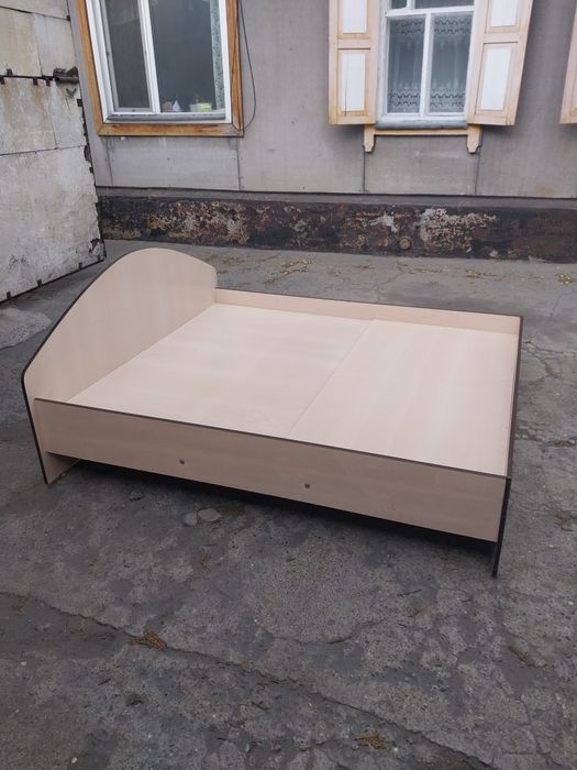 Продам 2х спальня кровать
