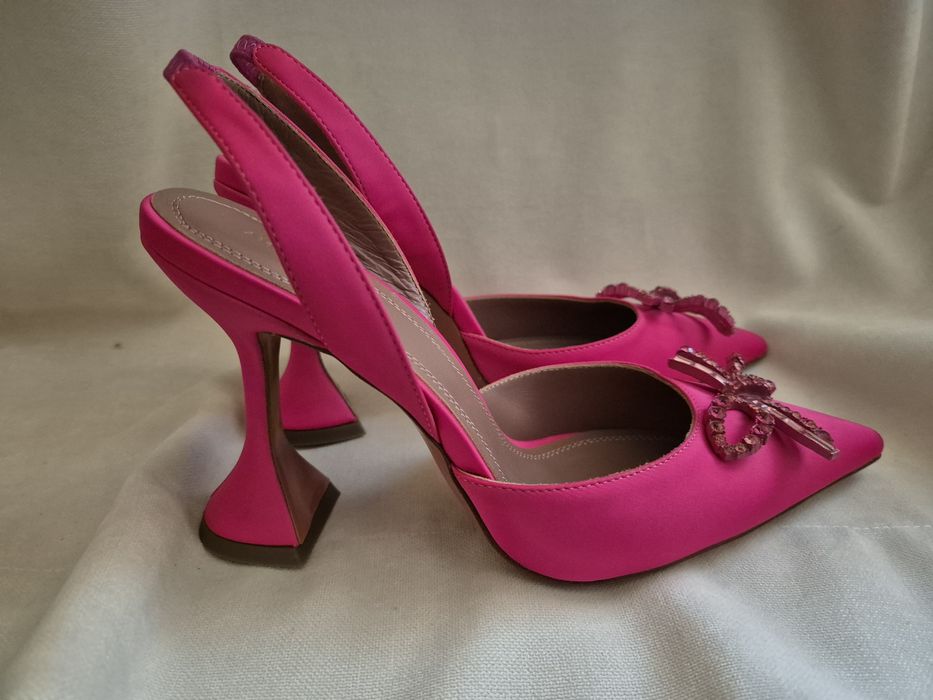 Amina Muaddi сандали