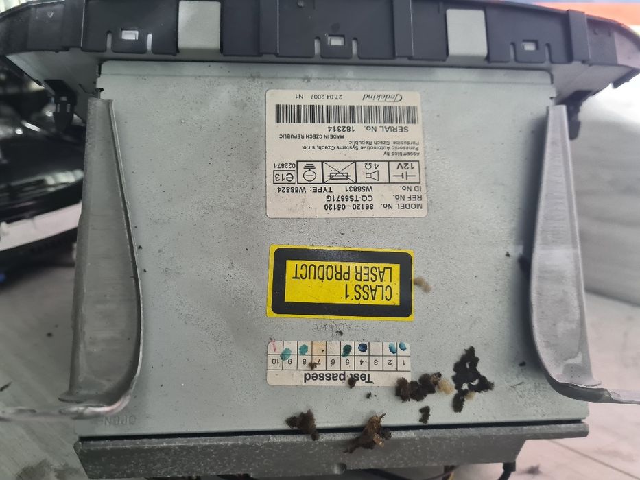 Radio cd, bloc manete semnalizări,spira volan, carcasă filtru aer Toyota t25 ,motor 2.0 crdi