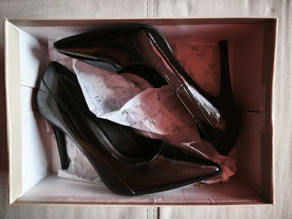 Лачени обувки на ток Jenny Fairy