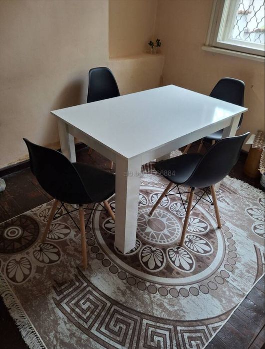 Обзаведен 2 стаен Център. ДВЕ ОТДЕЛНИ СТАИ С БАЛКОН