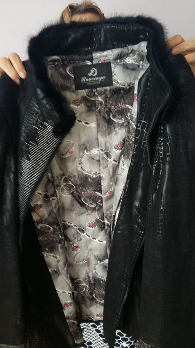 Женская одежда, куртки