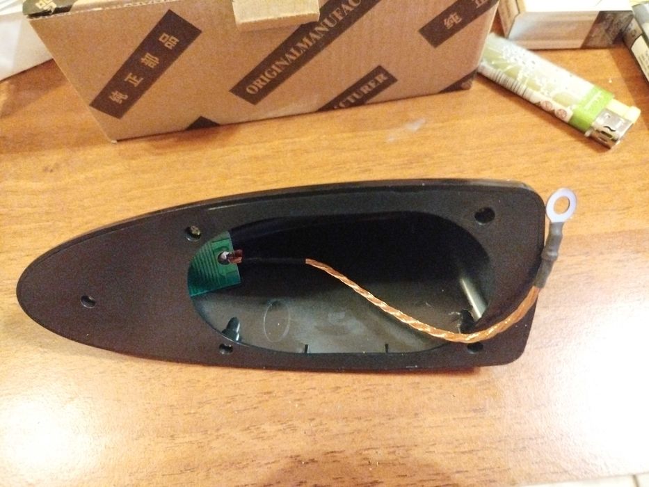 Продавам Антена тип акула