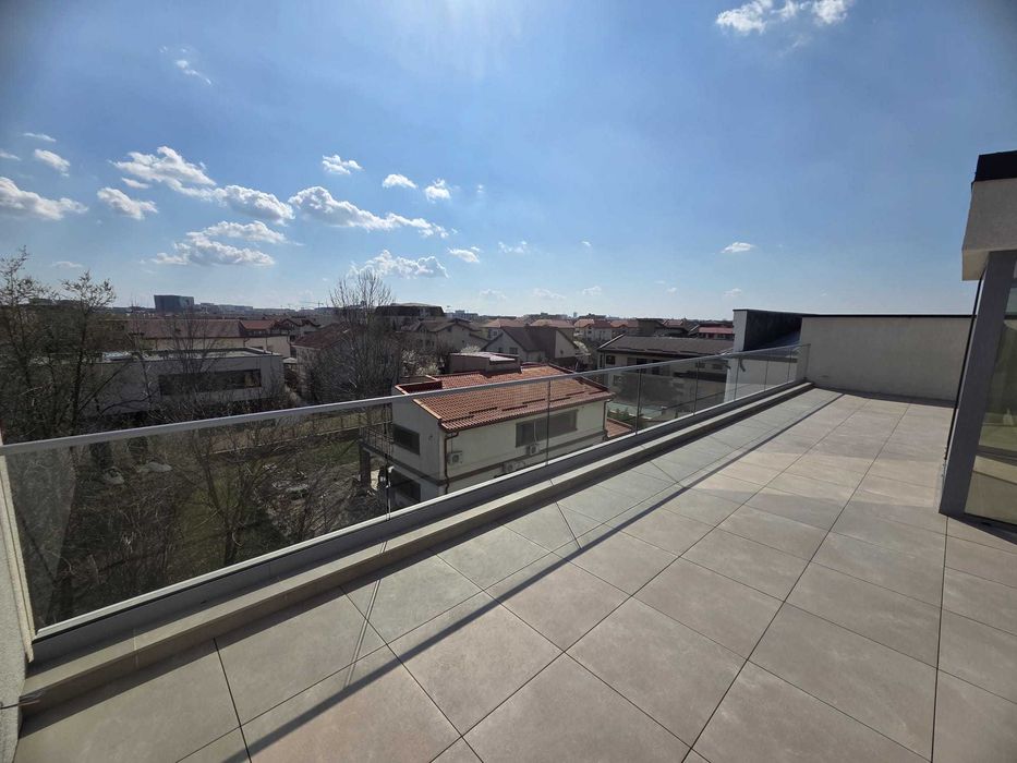 apartament 5 camere penthouse situat in pipera