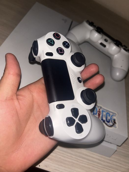 PlayStation 4, 500GB sotiladi