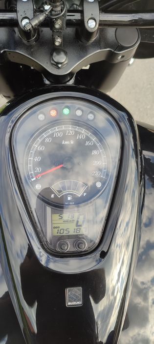 Suzuki VL 1500 Intruder Black Edition