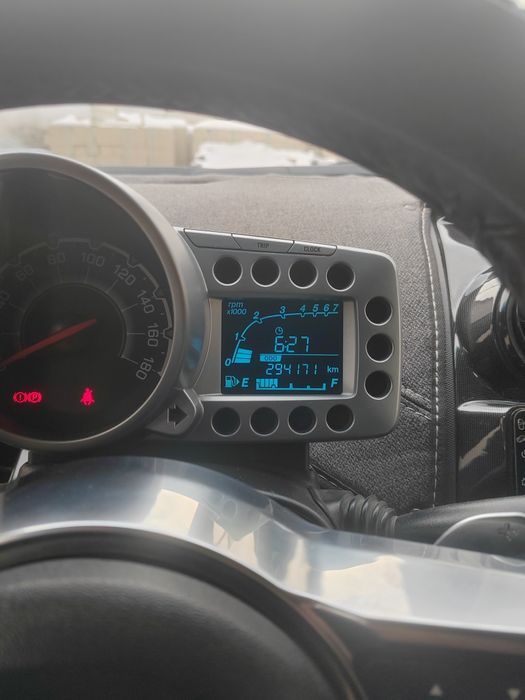 Спарк сотилади краска петно