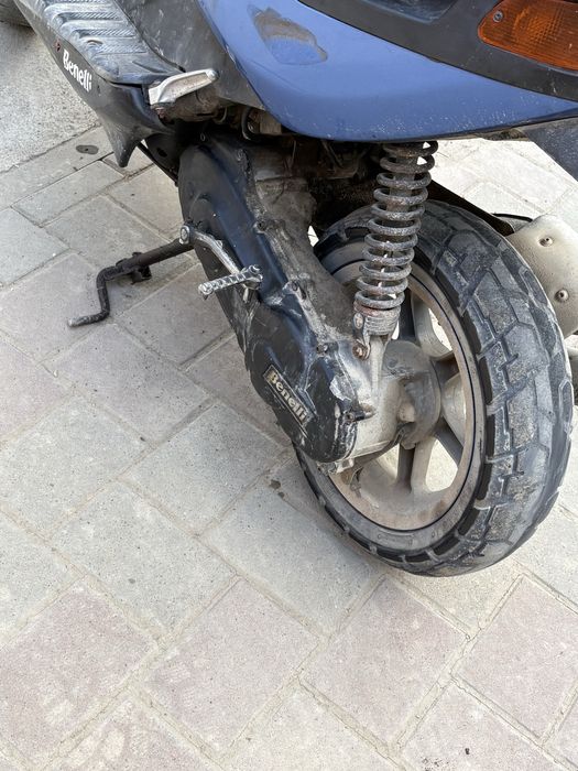 Vand scuter Beneli