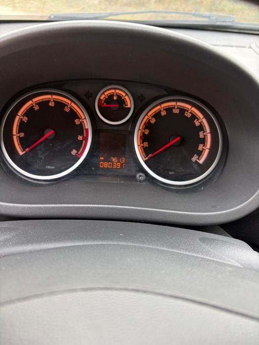 Opel Corsa 1.4 benzina