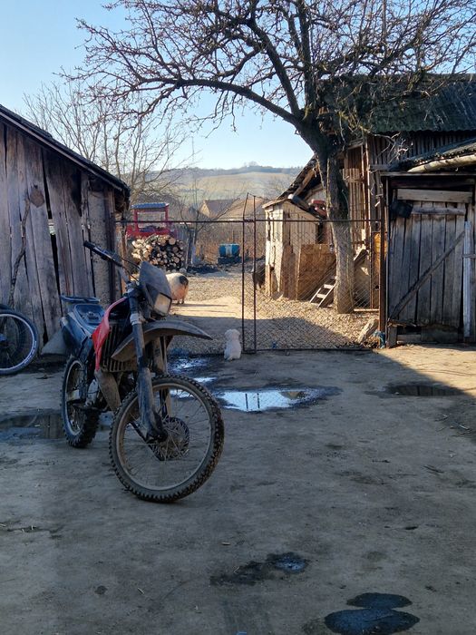 Vând aprilie de 50 funcțional