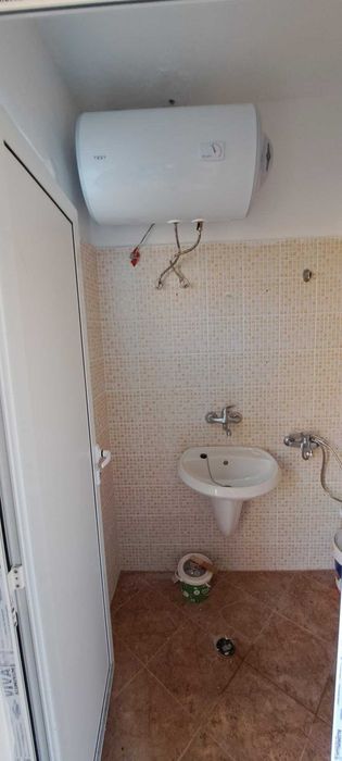Уютна планинска вила  с голям двор в живописното село Лесидрен, перфектна за отдих