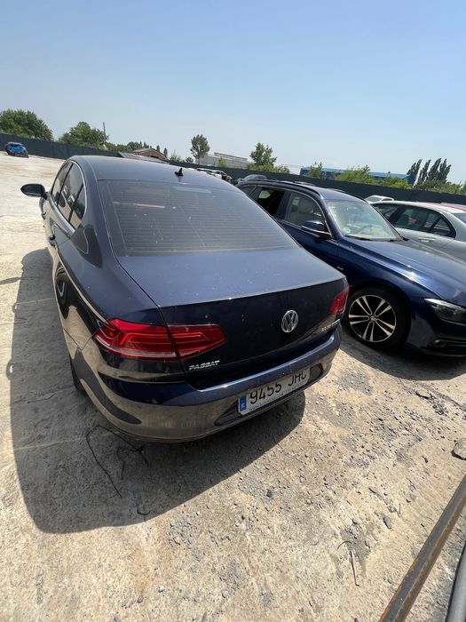 Dezmembrez Volkswagen VW Passat B8 2015