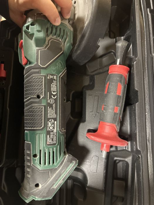 Акумулаторен ъглошлайф parkside