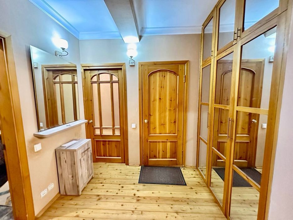 3/2/4 Тузель 1, Галантерейка, 77 серия кирпичный дом, балкон 2х6, 68м*